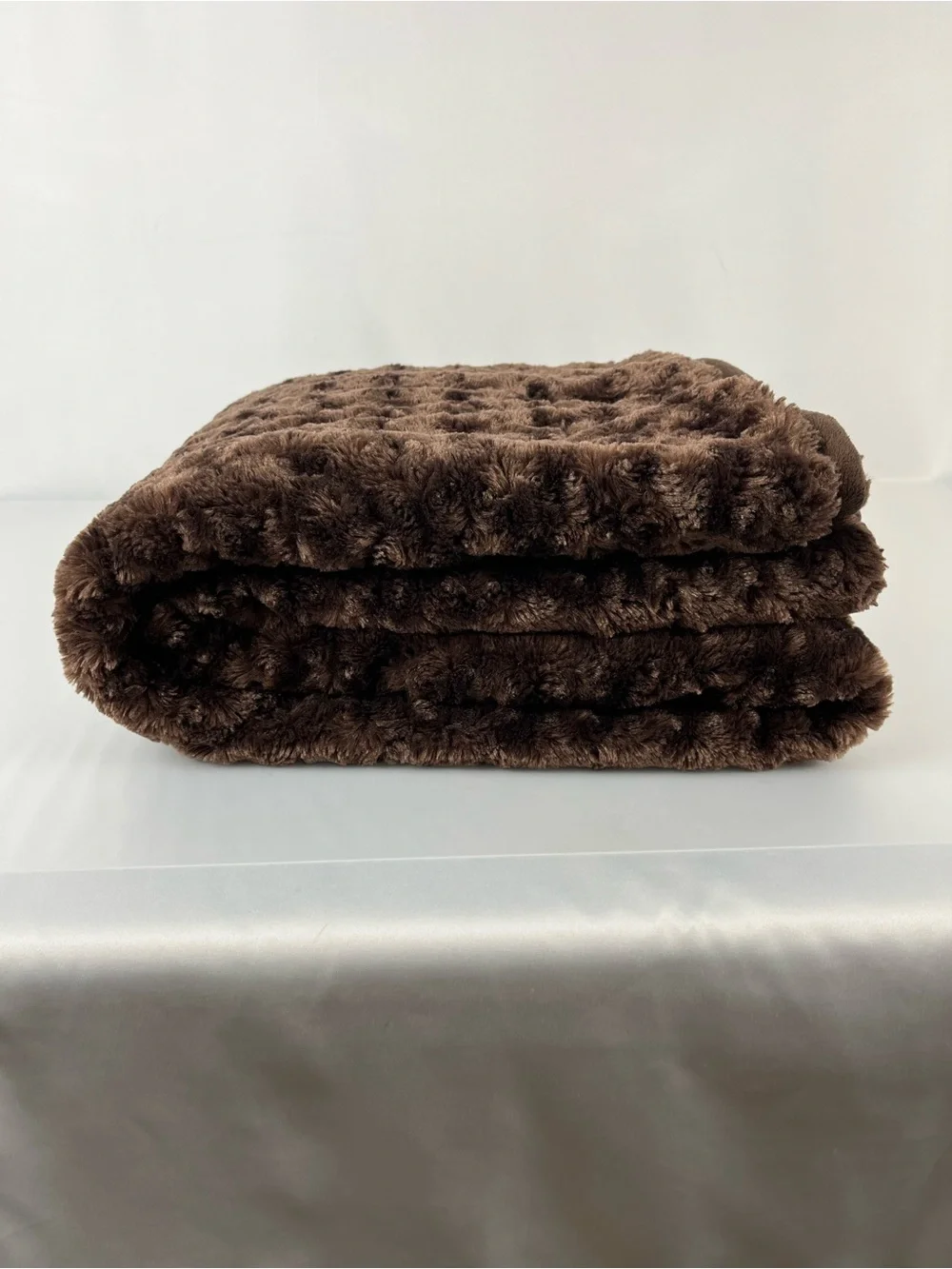 Pier 1 Imports Faux Fur Reversible Throw Blanket Mink Dark Brown 48” x 60”
